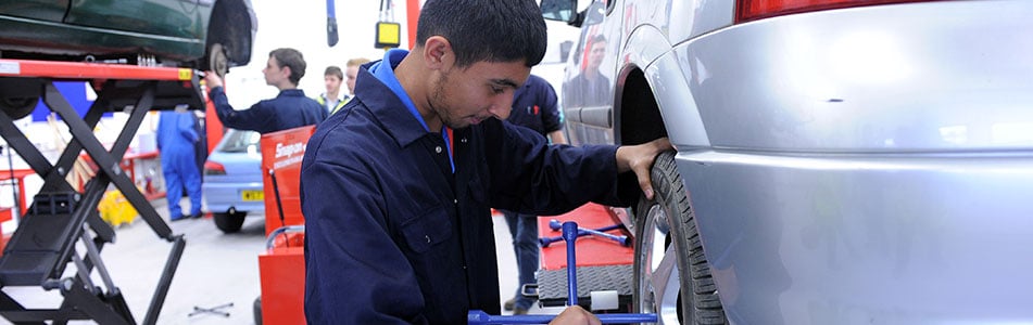 Light Vehicle Maintenance & Repair Principles Level 3 Diploma CG