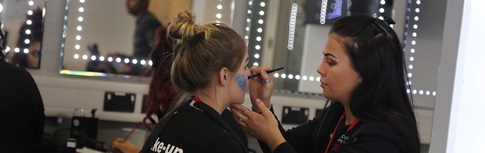 Level 3 Diploma in Theatrical and Media Make Up