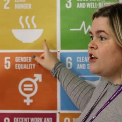Students talk sustainability pledge
