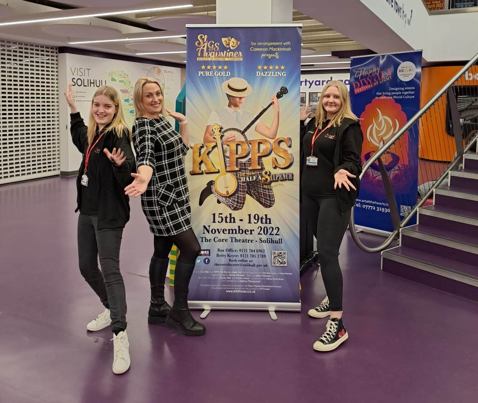 Kipps theatre production
