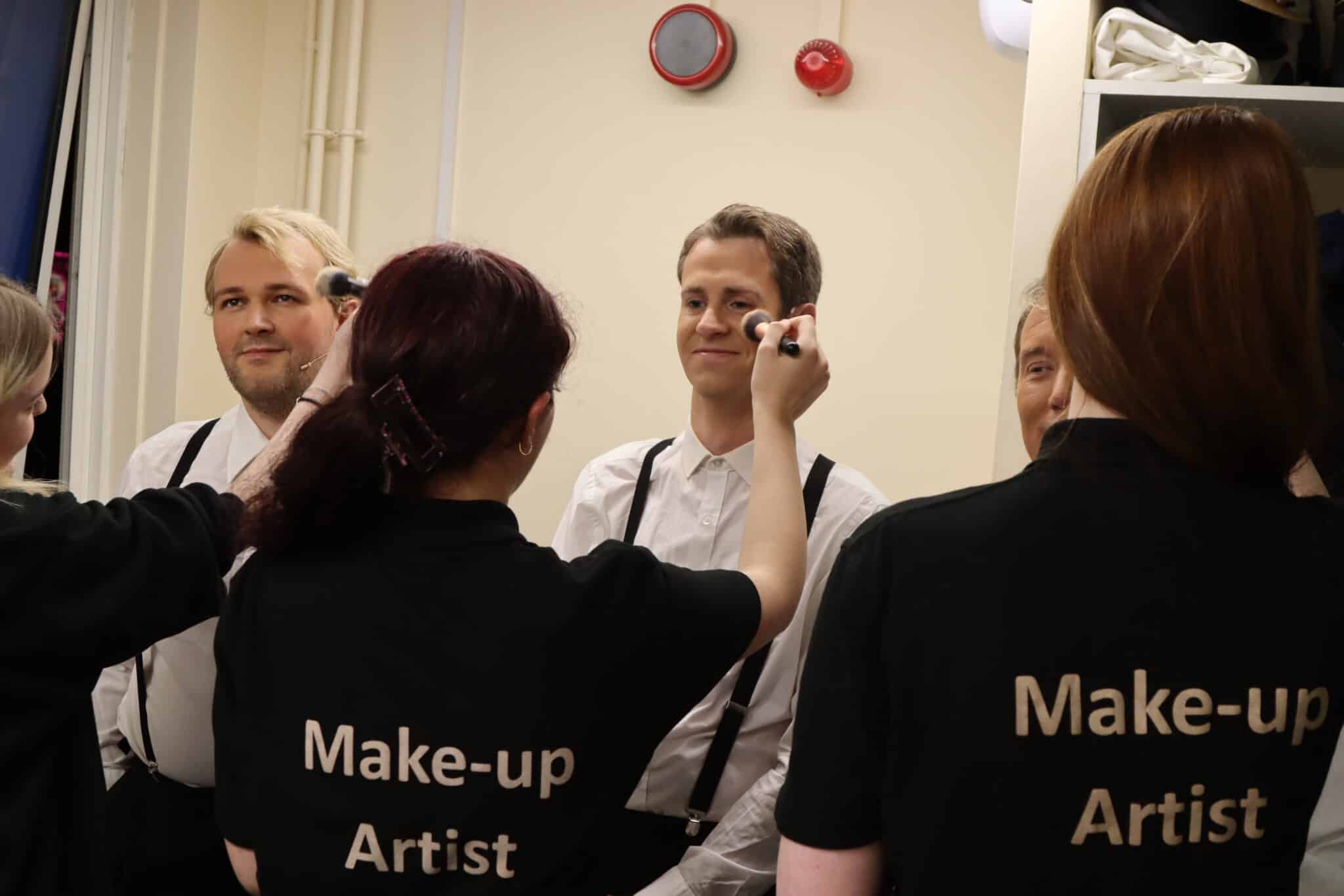 Make up artists