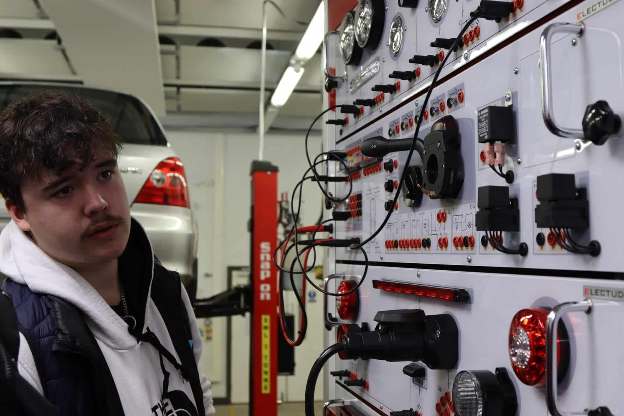 Motor Vehicle apprentices accelerate learning with EMER