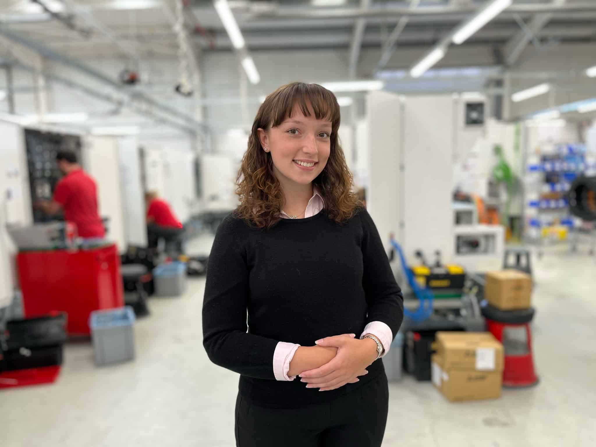 Sophie wins impressive Engineering Apprenticeship Award
