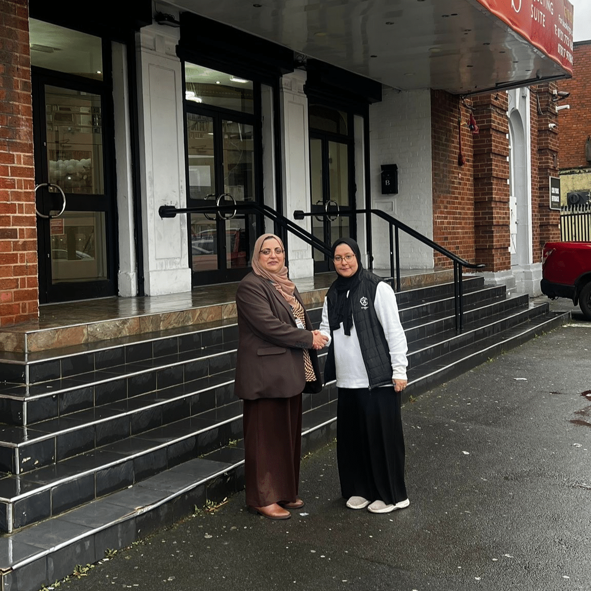 College partners with local organisation to deliver community training